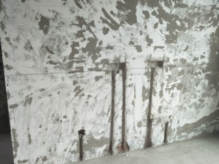 水、电管开槽施作