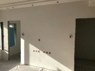 墙、顶面腻子批嵌