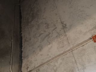 水、电管开槽施作