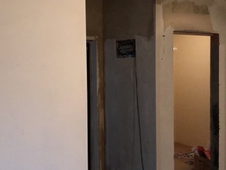 墙、顶面腻子批嵌