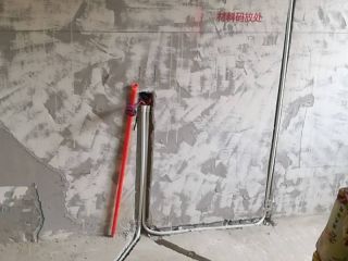 强、弱电路穿线施作