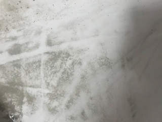 地砖铺贴及地面找平施作