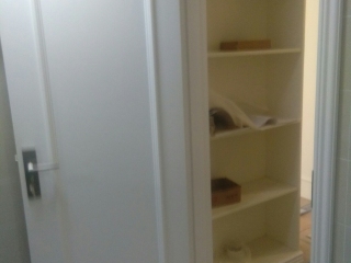 套装门、踢脚线安装
