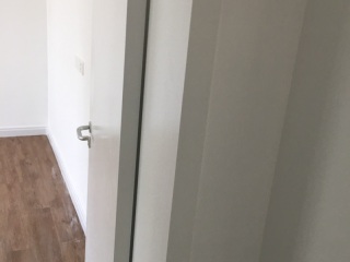 成品门及墙纸铺贴