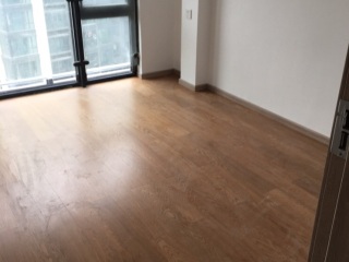 实木复合地板铺设