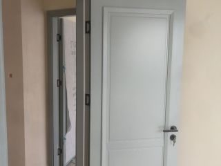 成品门及墙纸铺贴