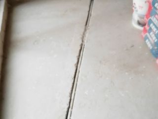 水、电管开槽施作