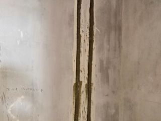 水、电管开槽施作
