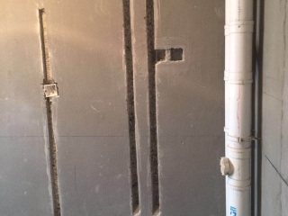 水、电管开槽施作