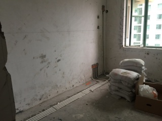 强、弱电路穿线施作