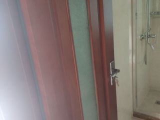 成品门及墙纸铺贴