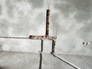 水、电管开槽施作