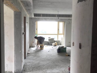 地砖铺贴及地面找平施作