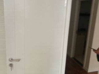 成品门及墙纸铺贴