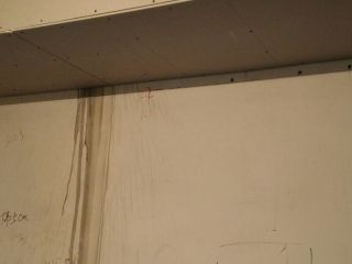 厨房、卫生间墙砖施作