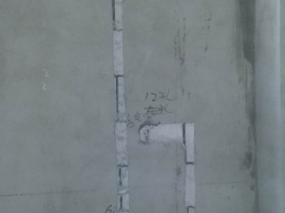 水、电管开槽施作