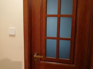 成品门及墙纸铺贴