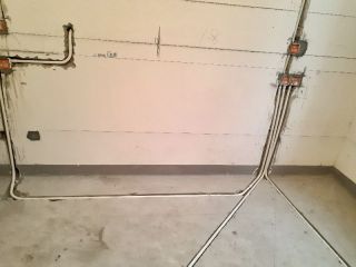 水、电管开槽施作