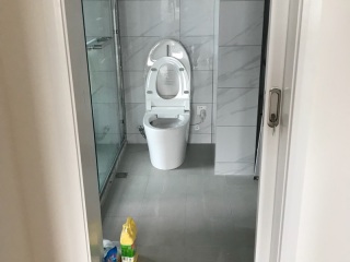 成品门及墙纸铺贴