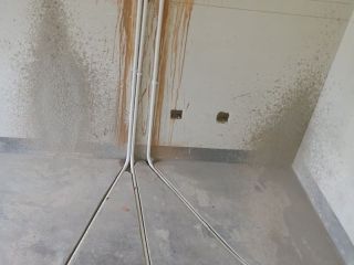 水、电管开槽施作