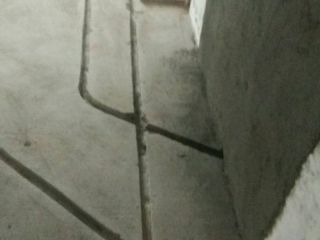 水、电管开槽施作