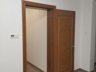 成品门及墙纸铺贴