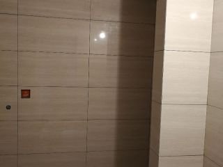 厨房、卫生间墙砖施作
