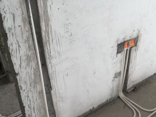 水、电管开槽施作