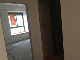成品门及墙纸铺贴