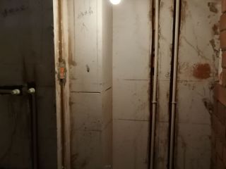 强、弱电路穿线施作