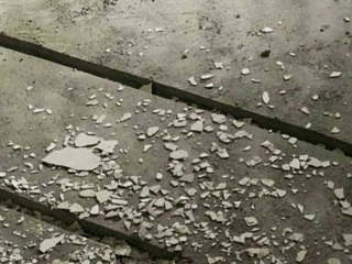 水、电管开槽施工