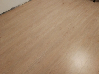 木地板铺设