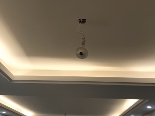 墙、顶面乳胶漆及墙纸铺贴