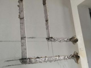 水、电管开槽施作