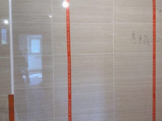 厨房、卫生间墙砖施作
