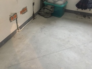 水、电管开槽施工