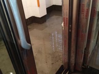 成品门及墙纸铺贴