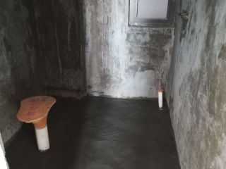 地砖铺贴及地面找平施作