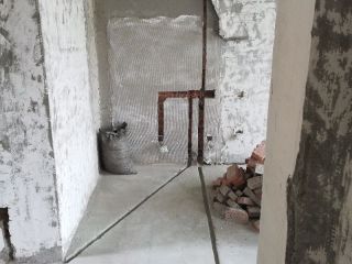 水、电管开槽施工