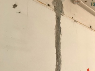 水、电管开槽施作