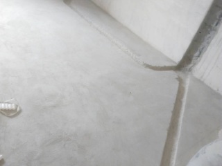水、电管开槽施作
