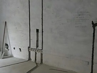 水、电管开槽施作