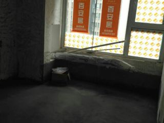 地砖铺贴及地面找平施作
