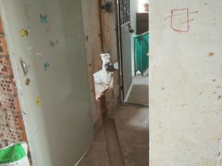 水、电管开槽施作