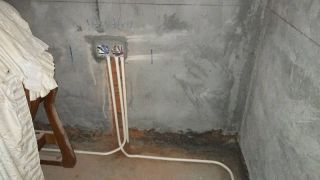 水、电管开槽施作