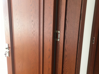 成品门及墙纸铺贴