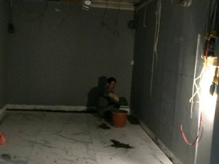 厨房、卫生间墙砖施作