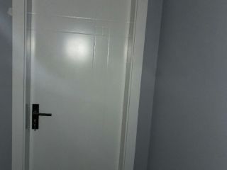 成品门及墙纸铺贴
