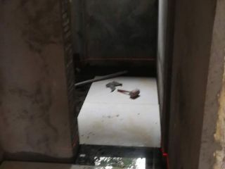 地砖铺贴及地面找平施作