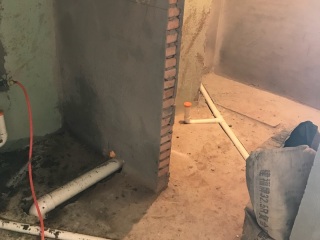 水、电管开槽施工